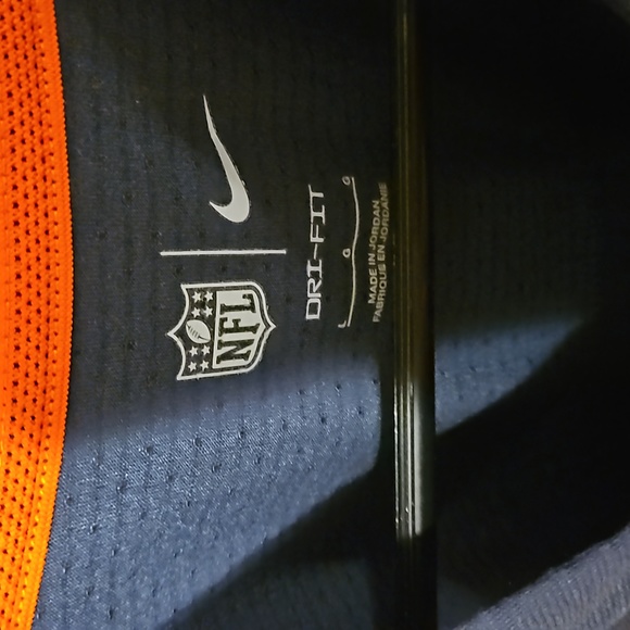 Chicago Bears Large Nike Dri-Fit shirt - Picture 5 of 5